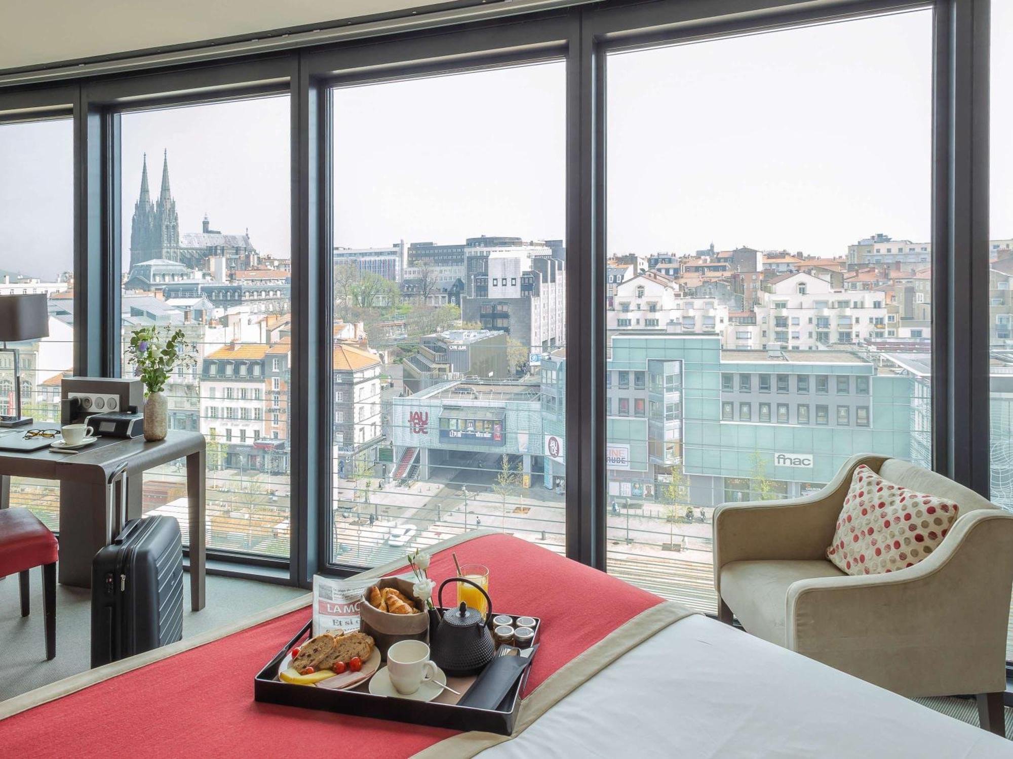 Mercure Clermont Ferrand Centre Jaude Hotel Екстериор снимка